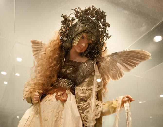 Welcome to the Dollhouse: Museum focuses on dolls' cultural role