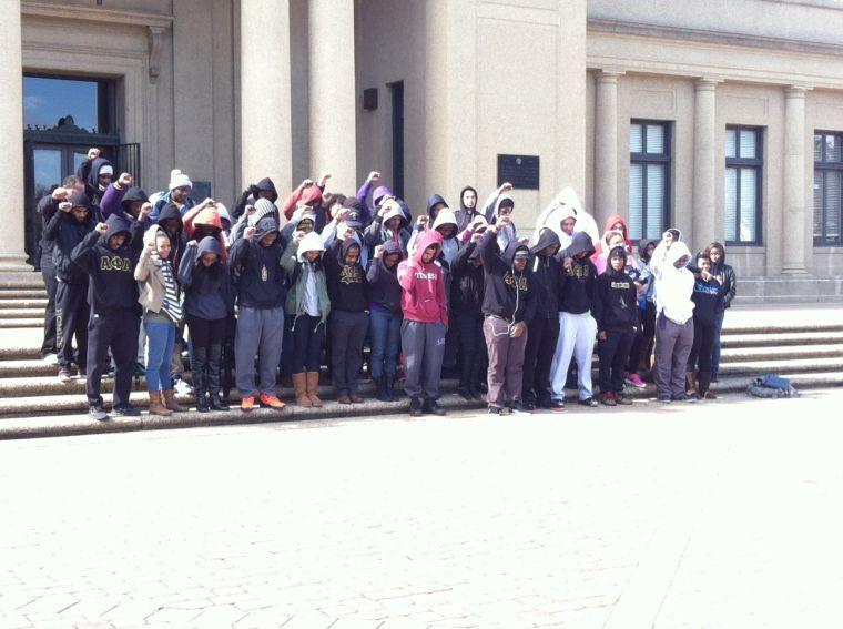 Students show their respect for Trayvon Martin