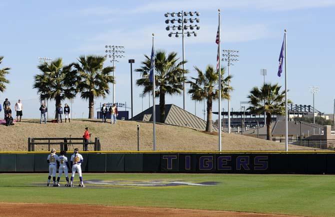 Softball: Tigers travel to Mary Nutter Classic