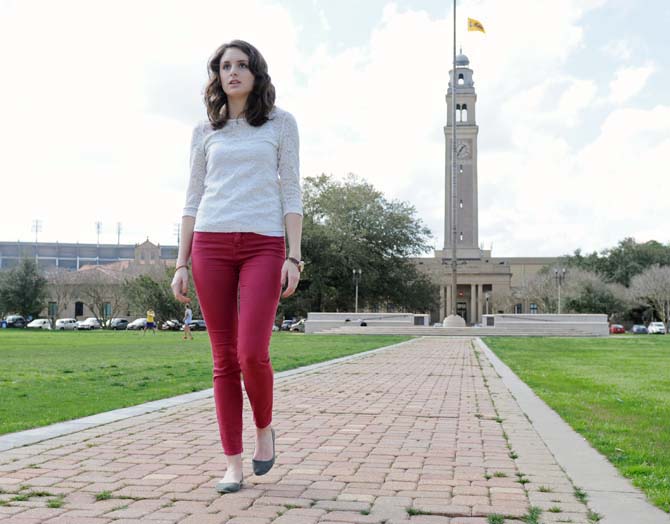 University student opens up about modeling, eating disorder