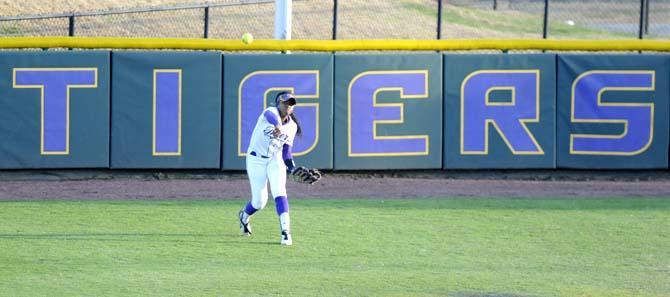 Softball: Tigers travel to Mary Nutter Classic