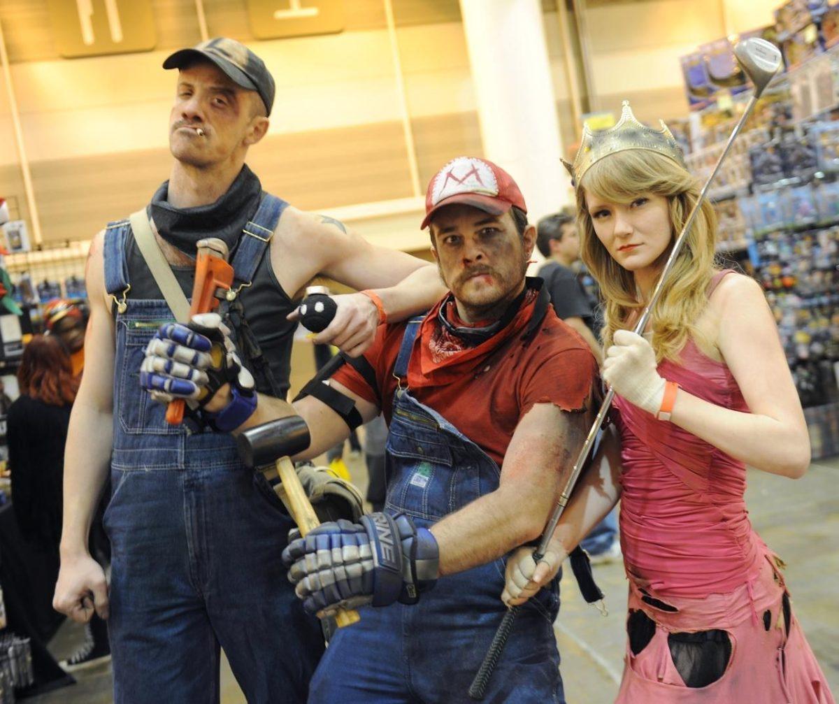 cosplayers