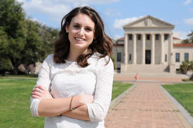 University student opens up about modeling, eating disorder