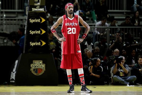 Snoop being himself at the 2014 NBA Celebrity All-Star Game.