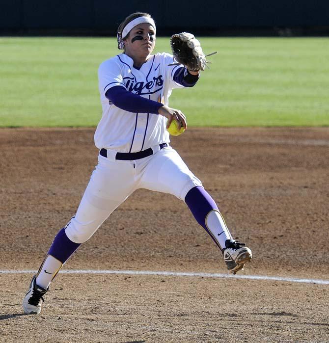 Softball: Tigers travel to Mary Nutter Classic