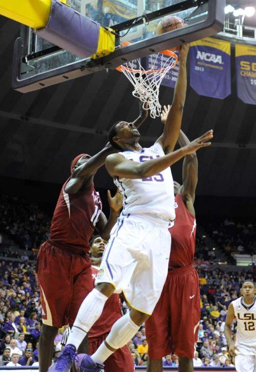 Men's Basketball: Mickey, O'Bryant lead LSU past Arkansas