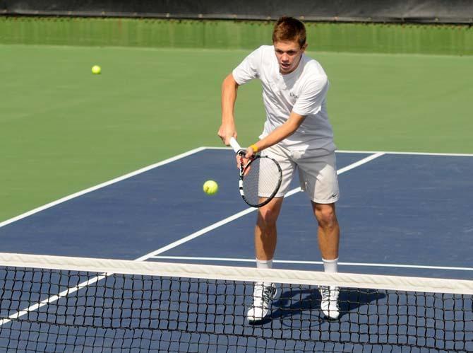 Tennis: Tigers sweep weekend competition