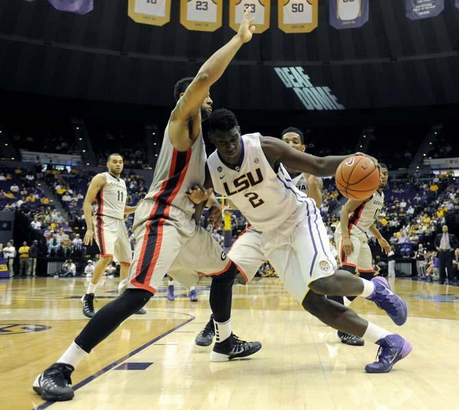 LSU junior forward Johnny O'Bryant III (2) moves past a Georgia defender during the Tigers' 61-69 loss to the Bulldogs in the PMAC.