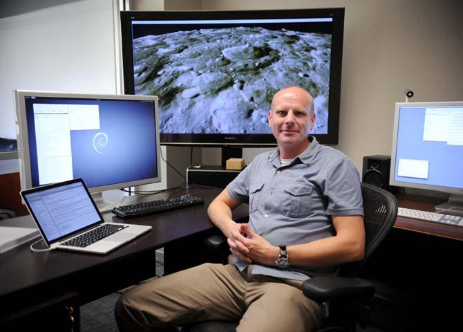 Robert Kooima, LSU School of Electrical Engineering and Computer Science assistant professor, is a faculty member at the Center for Computation &amp; Technology. He teaches applied computer graphics.