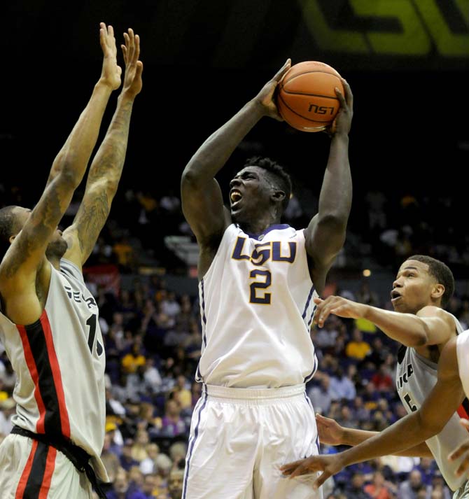 LSU junior forward Johnny O'Bryant III (2) screams while he shoots the ball during the Tigers' 61-69 loss to Georgia in the PMAC.