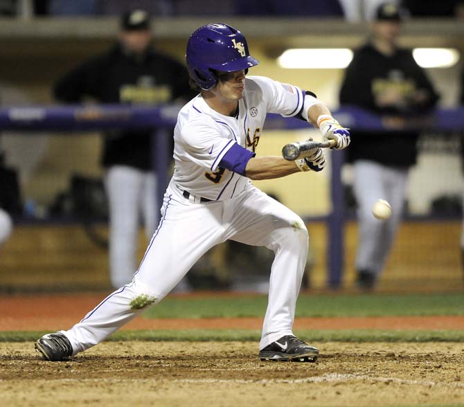 Nola shines as Tigers down Purdue, 10-0