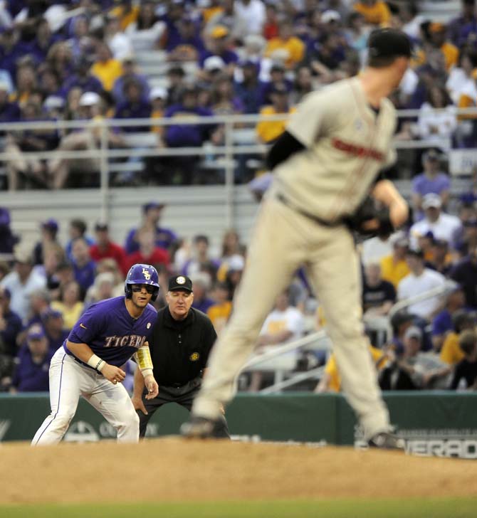 Poche' dominates Bulldogs in 2-1 victory Saturday night