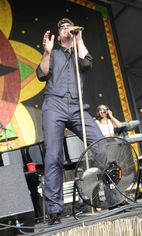 Robin Thicke performs Saturday, April 26, 2014, during the 2014 New Orleans Jazz and Heratige Fesitval in New Orleans.