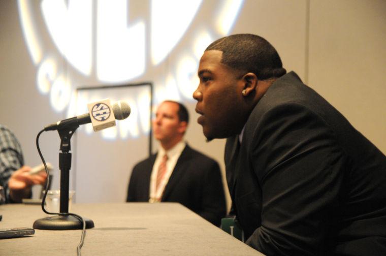 South Carolina senior defensive tackle J.T. Surratt