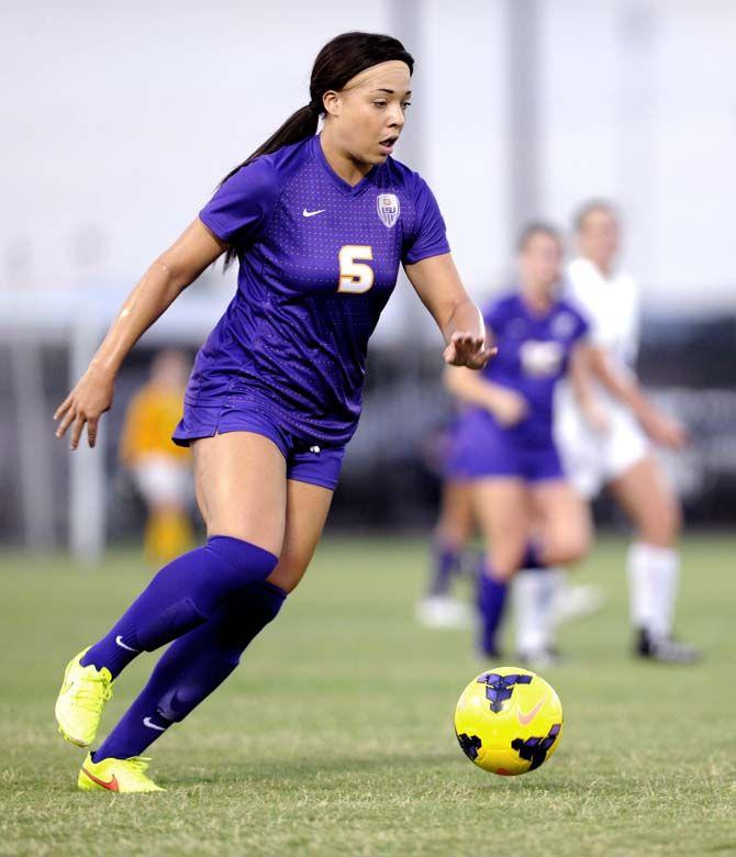 LSU forward Jorian Baucom dribbles the ball down the field in game against Stephen F. Austin Monday, September 8, 2014 at Lsu soccer stadium.