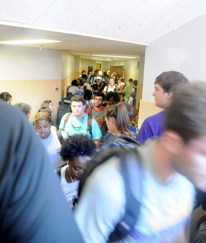 LSU students crowd the halls of the Lockett basement Tueday, attempting to get to class on time.