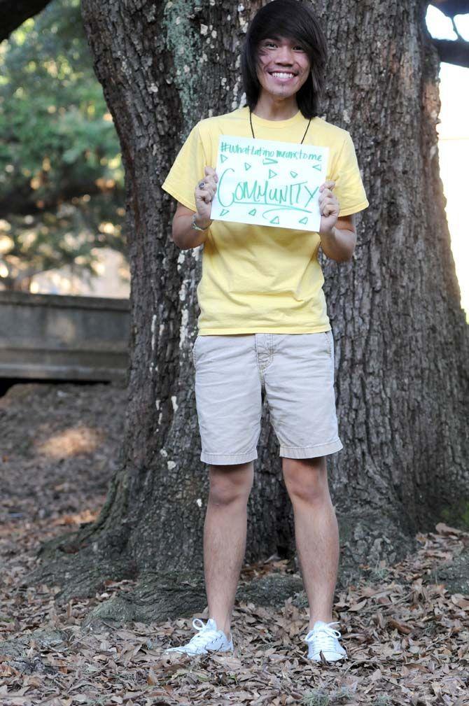 The Hispanic Student Cultural Society make signs about what being Latino means to them.