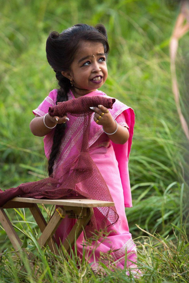 AMERICAN HORROR STORY: FREAK SHOW "Monsters Among Us"- Episode 401 (Airs Wednesday, October 8, 10:00 PM e/p) --Pictured: Jyoti Amge as Ma Petite. CR: Michele K. Short/FX