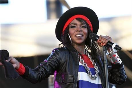 Who:&#160;Lauryn Hill
Genre:&#160;R&amp;B/Soul
How you might know her best:&#160;"Doo Wop (That Thing)" (1998), "Ex-Factor" (1998). Hill was also a member of the Fugees.&#160;
When she hits the stage:&#160;November 1, 6:00-7:15 p.m.
