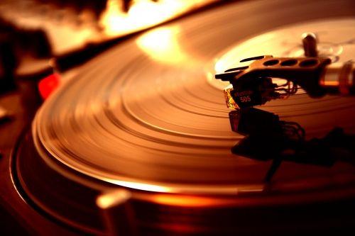 Deepgroove Playlist: October 18, 2014