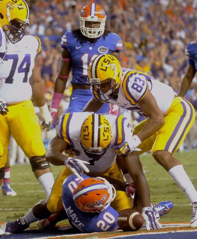 LSU freshman running back Leonard Fournette (7) scores a touchdown Saturday, October 11, 2014 during the Tigers' 30-27 victory in Ben Hill Griffin Stadium.