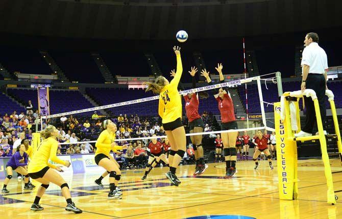 LSU's Women's Volleyball player Cati Leak (24) returns the ball in LSU vs Geogia at the PMAC on October 26, 2014.