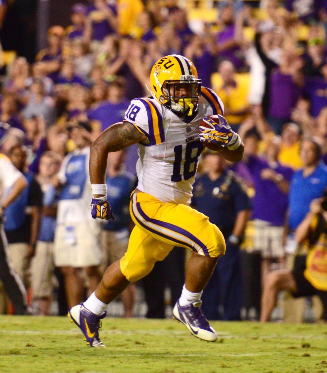 LSU's Terrence Magee (18) runs the ball for the touchdown in LSU vs Kentucky (41 and 3) at Tiger Stadium October 18, 2014.