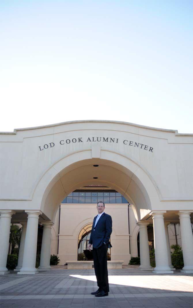 The LSU Alumni Association's national board of directors names Cliff Vannoy as Executive President and Chief Operating Officer of the assocciation.