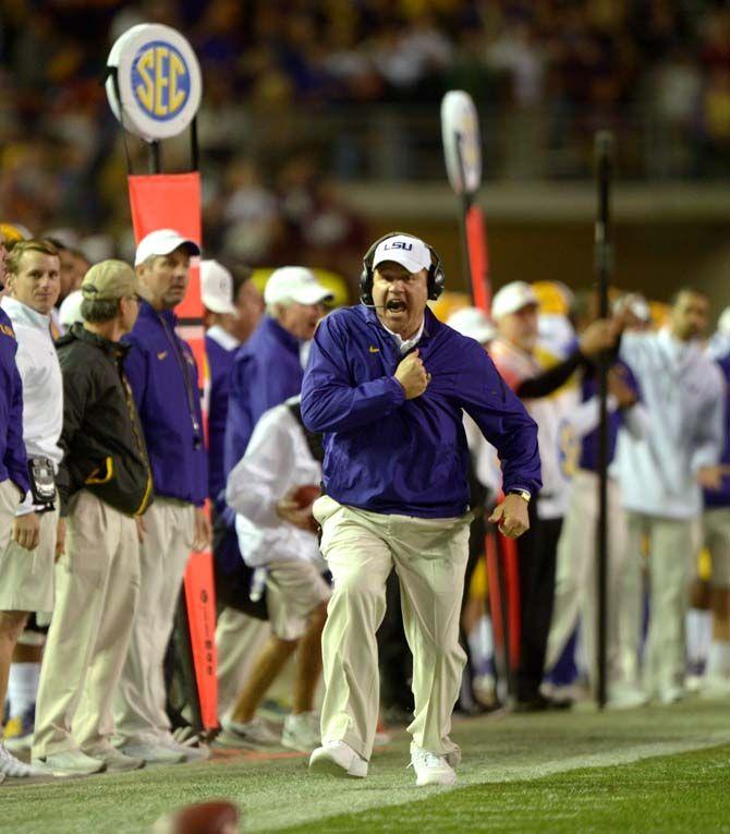 LSU head coach Les Miles yells at the referee during the Tigers' 23-17 victory over Texas A&amp;M on Thursday, Nov.27, 2014 in Kyle field.