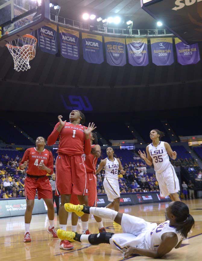 Rutgers sophomore Maria Simmons (1) reacts to sophomore guard Raigyne Moncrief (11) lays up during the Lady Tigers' 64-57 defeat against Rutgers Saturday, Nov. 22, 2014 on the PMAC.