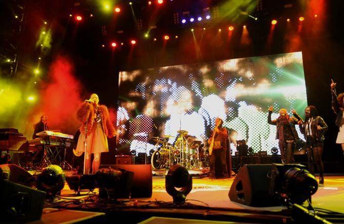 Lauryn Hill performs at the Voodoo Music + Arts Experience on November 1, 2014.