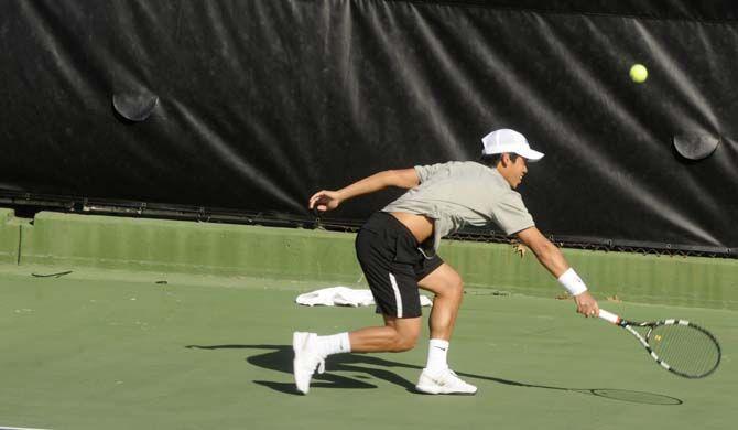 LSU men's tennis team learns by watching film of pros, themselves