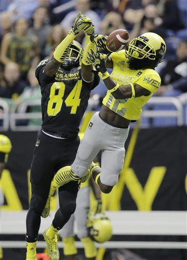 U.S. Army All-American West's Donte Jackson&#160;(12) breaks up a pass intended for East's Juwan Johnson (84) during the second half of the U.S. Army All-American Bowl high school football game, Saturday, Jan. 3, 2015, in San Antonio. West won 39-36. (AP Photo/Eric Gay)