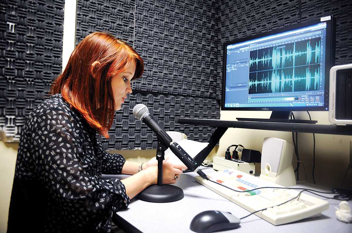 LSU Mass Communications senior Rachel Weaver landed a voice over job for the Louisiana Economic Development branch with their Fast Track LED program lending her voice to voice over company training videos.