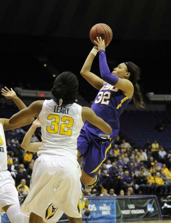 LSU sophomore guard Danielle Ballard (32) shoots the ball Tuesday, March 25, 2014, during the Lady Tigers' 76-67 win against West Virginia in the PMAC.