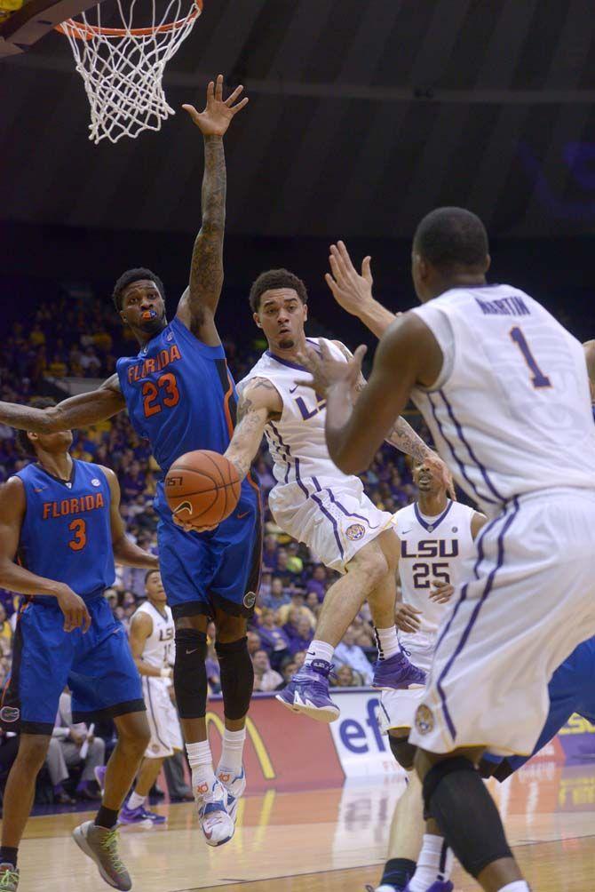 LSU records season sweep of Florida with 70-63 win