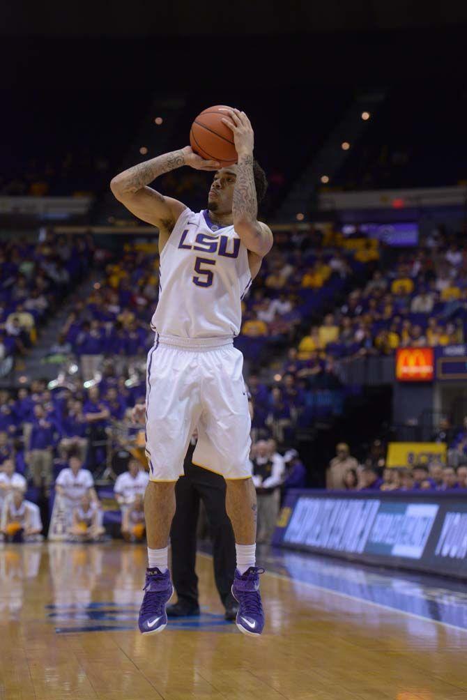 LSU records season sweep of Florida with 70-63 win