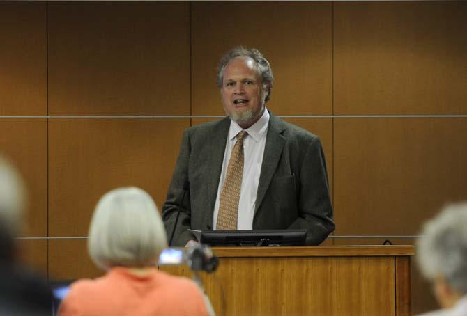 Faculty Senate President Kevin Cope speaks Tuesday, March 18, 2014 during a meeting in the Student Union.