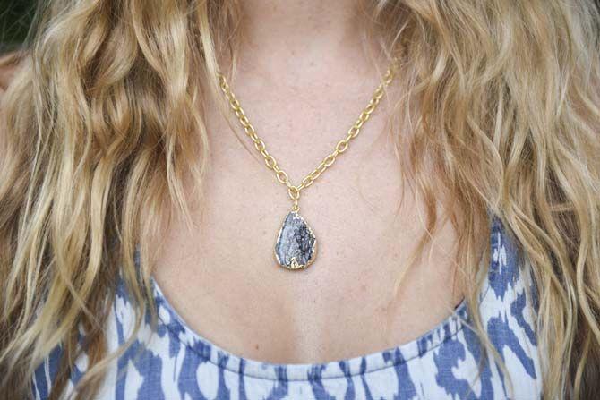 LSU alumna sells jewelry online, at local pop-ups