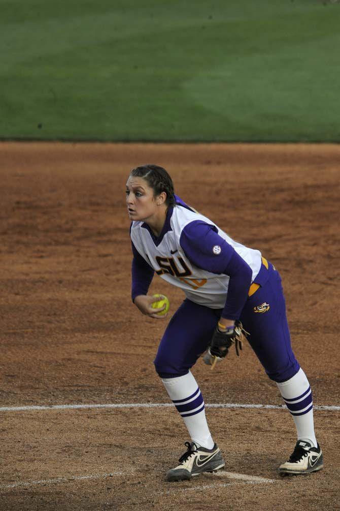 LSU sophomore pitcher Kelsee Selman (16) pitches the ball on Tuesday, March 24, 2015, during the Tigers' 8-0 win against South Alabama in Tiger Park.