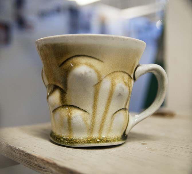 Ceramics art students show works at spring sale