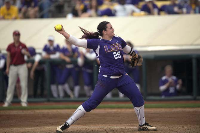 LSU freshman pitcher Allie Walljasper (25) pitches during the Tigers' 10-2 victory against Oklahoma Saturday, March 21, 2015 in Tiger Park.