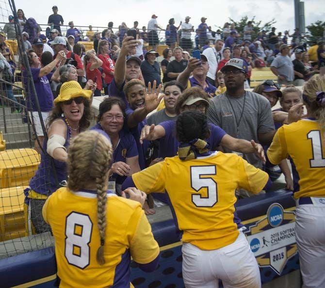 LSU Softball returns five All-Americans and all but one starter