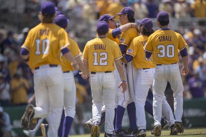 LSU baseball players celebrate the Tiger's 2-0 final victory against UNC Wilmington that gave the LSU baseball team it&#8217;s 21st NCAA Regional Championship on Monday, June 1, 2015 in Alex Box Stadium.