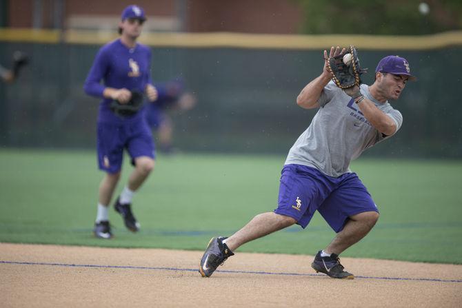 Tigers look to regroup, avoid elimination in CWS