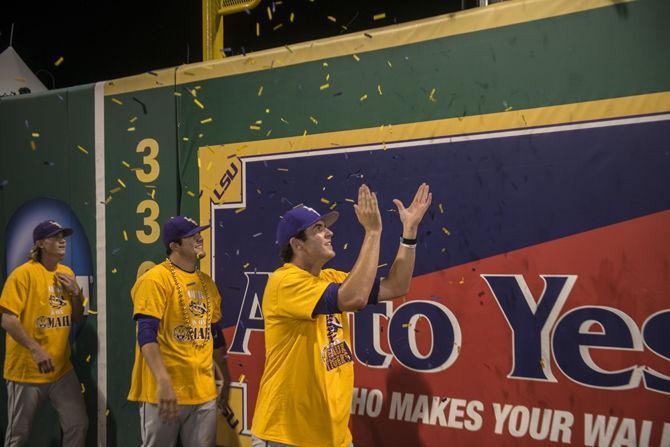 LSU baseball defeats ULL 6-3, heads to College World Series