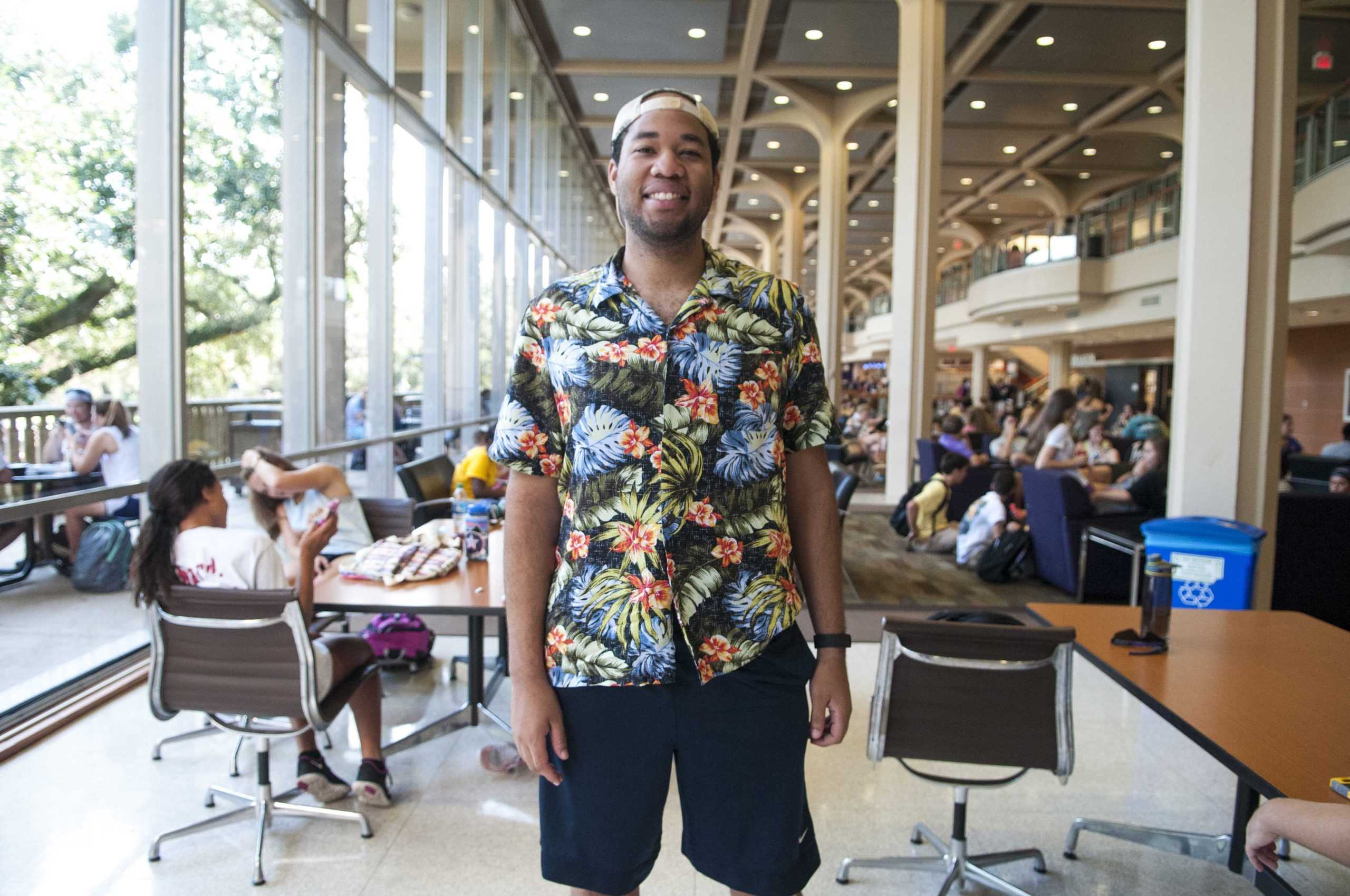 LSU students style fashion trends for the first day of school