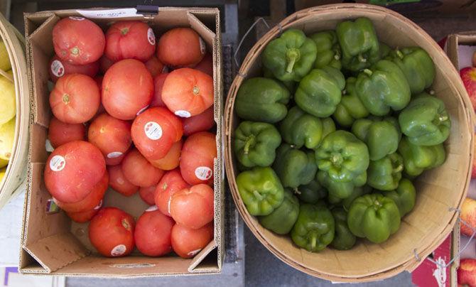 Farmer&#8217;s Market back in full swing for fall semester