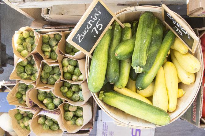 Farmer&#8217;s Market back in full swing for fall semester