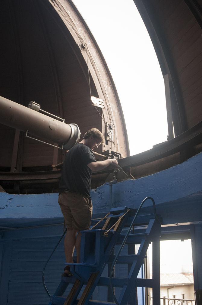 Landolt Astronomical Observatory to host viewing for lunar eclipse, supermoon